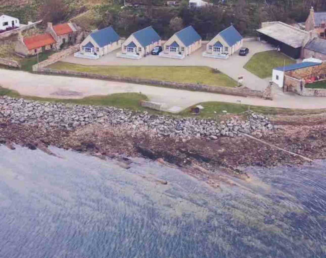 Dolphin View Cottages 2 Portmahomack 外观 照片