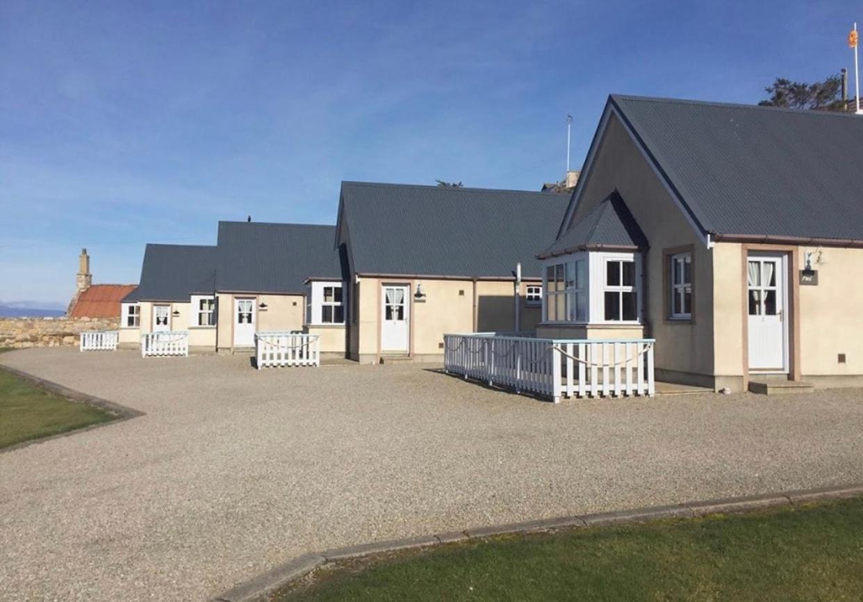 Dolphin View Cottages 2 Portmahomack 外观 照片
